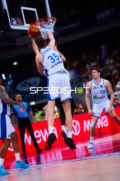 Dunk Jacob Knauf (35;Frankfurt Skyliners), Patrick Heckmann (33;Frankfurt Skyliners)