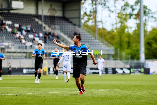 Spielszene auf dem Feld