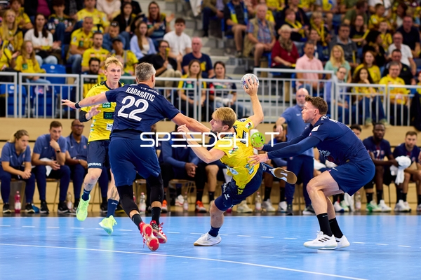 Spieler in Aktion in der Halle