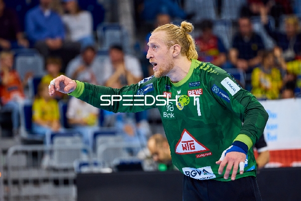 Torwart dirigiert die Abwehr