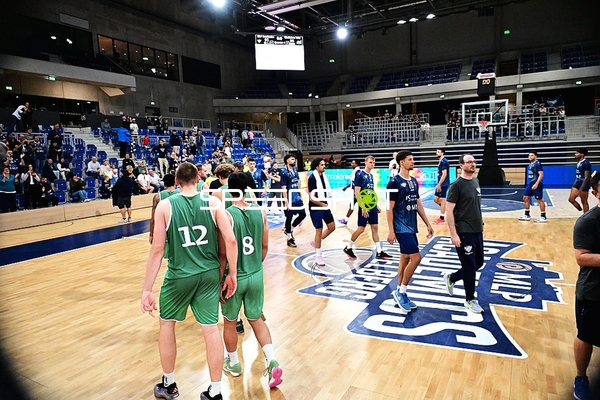 Spieler auf dem Court