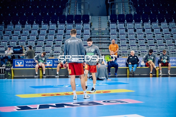 Spieler beim Aufwärmen