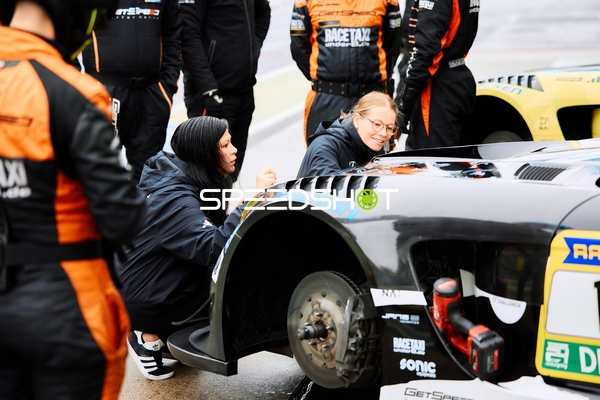 Boxenstopp Mercedes-AMG GT3