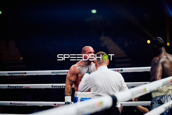 Jakub Sosinski (111; VIP) in der Ringside Zone