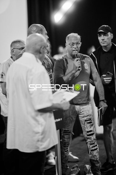 Ringside-Zone Face-Off Pressekonferenz