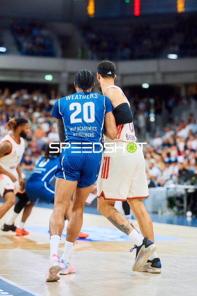 Zweikampf auf dem Court