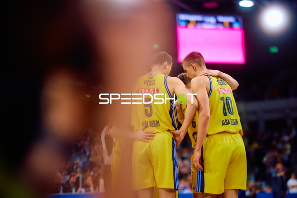 Huddle der Alba Berlin Spieler