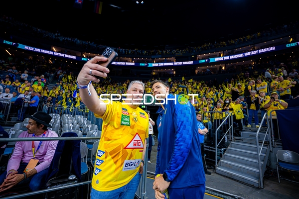 Personen machen Selfie