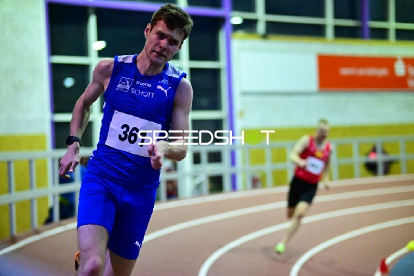 Simon Felix (361; TSV SCHOTT Mainz) in Aktion