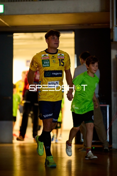 Spieler David Móré (15; Rhein Neckar Löwen) in Position