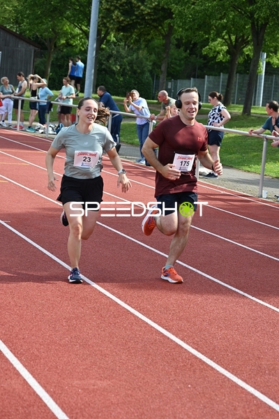 Läuferduell beim Sommerlauf