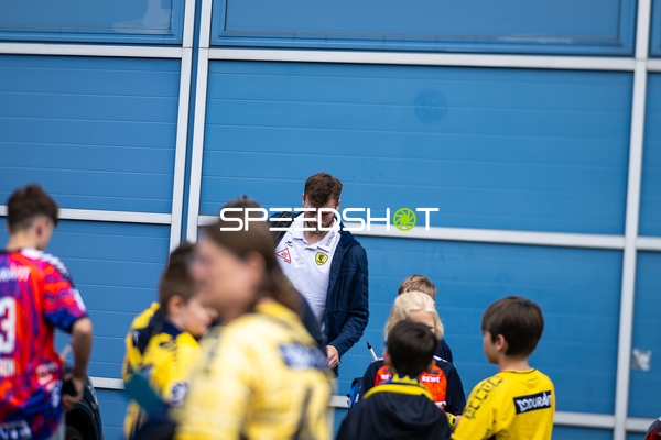 Spielfeld-Impression ohne Aktion