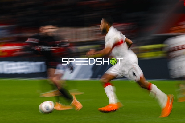 Zweikampf um den Ball