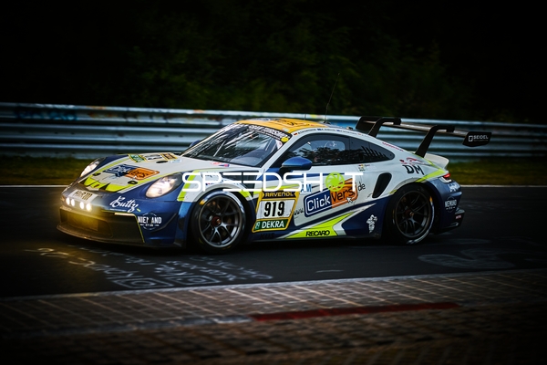 Porsche 911 GT3 Cup (992) auf der Rennstrecke