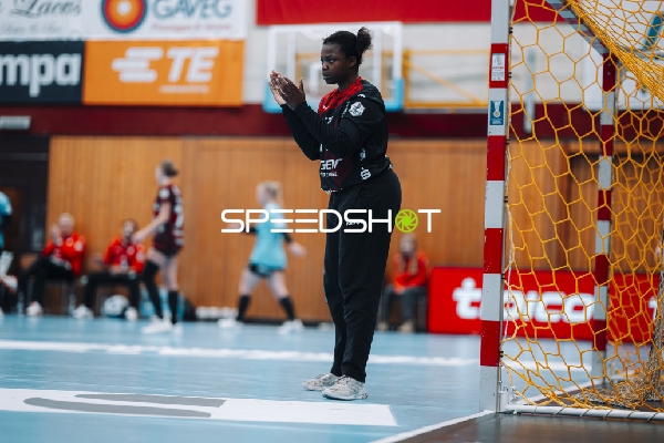 Szene mit Vanessa Fehr (16; HSG Bensheim/Auerbach)