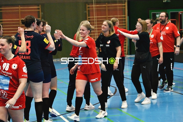 Handshake zwischen Kurpfalz Bären und Mainz 05