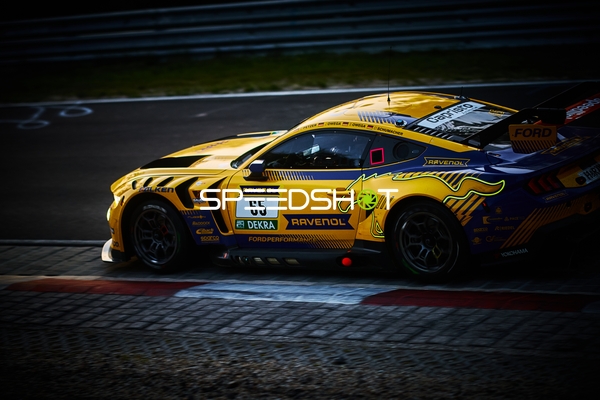 65, HRT Ford Performance auf der Strecke