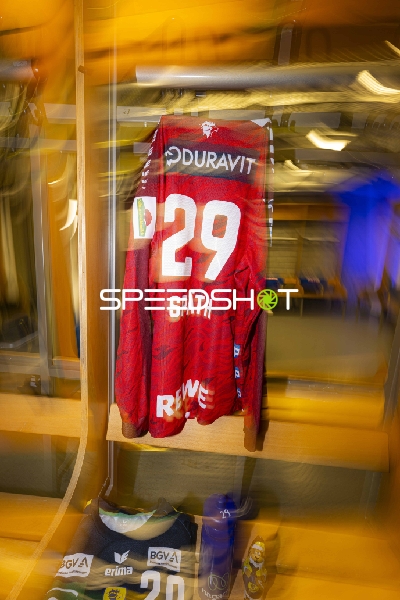 Trikot von David Späth (29; Rhein Neckar Löwen) in Kabine