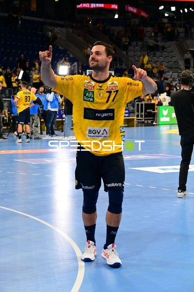 Dani Baijens (77; Rhein Neckar Löwen) jubelt