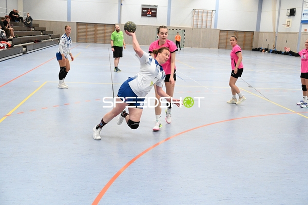 Dynamischer Wurf in der 1. Halbzeit