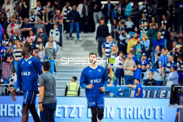 Paul Zipser (9, MLP Academics Heidelberg) läuft auf