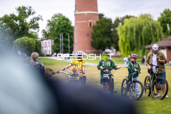 Handball-Szene im Freien