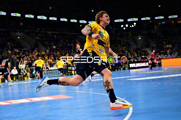 Edwin Aspenbäck (78; Rhein Neckar Löwen) in Aktion