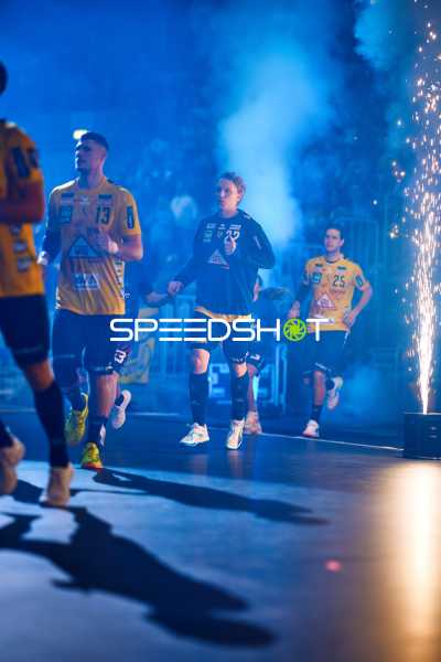 Einlauf der Spieler