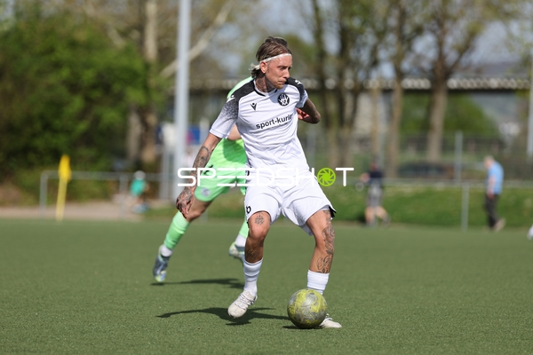 Dribbling auf dem Spielfeld