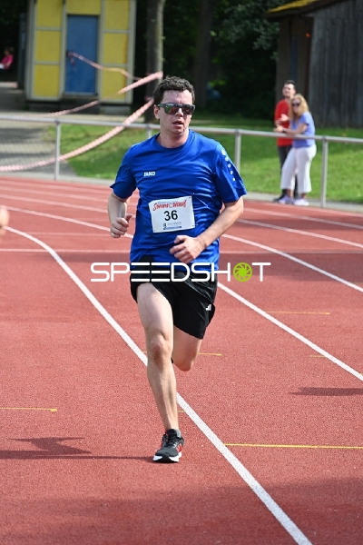 Läufer auf der Bahn