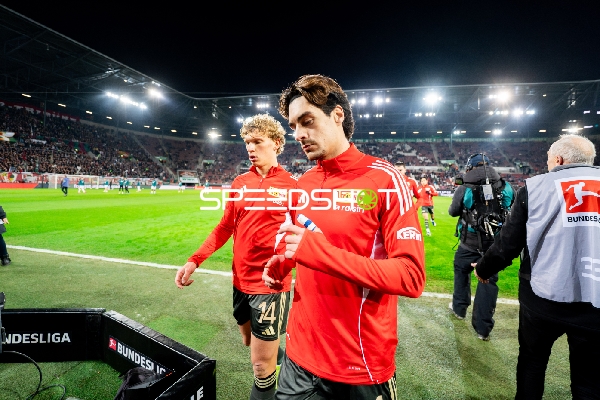 Spieler verlassen Spielfeld