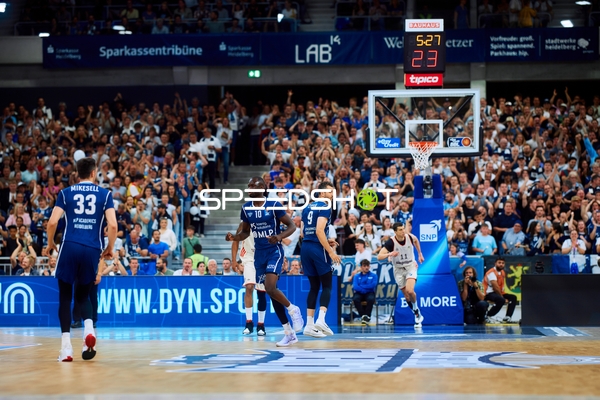 Zweikampf auf dem Court