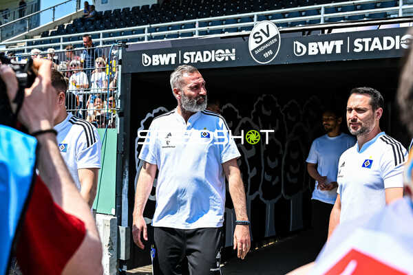 Fußball I Herren I Saison 2022-2023 I 2. Bundesliga I 34. Spieltag I SV Sandhausen 1916 - Hamburger SV I 28.05.2023 Tim Walter (Trainer, Hamburger SV)
Ort: Sandhausen, Germany
Datum: 28.05.2023
