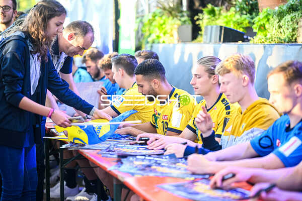 Autogrammstunde