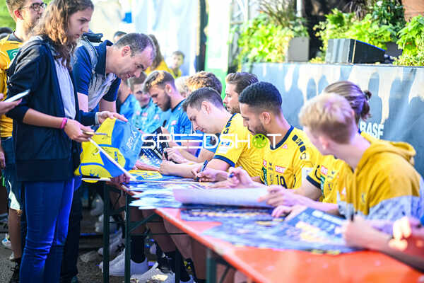 Autogrammstunde