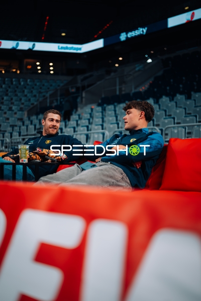 Tim Nothdurft (8; Rhein Neckar Löwen) und David More (15; Rhein Neckar Löwen) im Gespräch