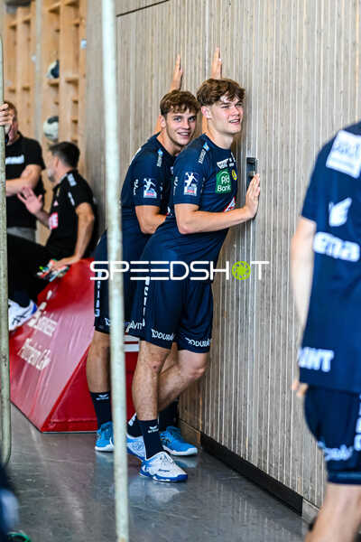 Handball I Herren I Saison 2023-2024 I S-Cup Altensteig I Finale I Rhein-Neckar Löwen - Frisch AUF! Göppingen I 30.07.2023 Lion Zacharias (50, Rhein-Neckar Löwen), David More (15, Rhein-Neckar Löwen)
Ort: ALtensteig, Germany
Datum: 30.07.2023 - David Móré, Lion Zacharias