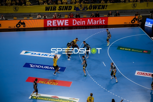 Mathias Larson (4; Rhein Neckar Löwen) wirft aufs Tor