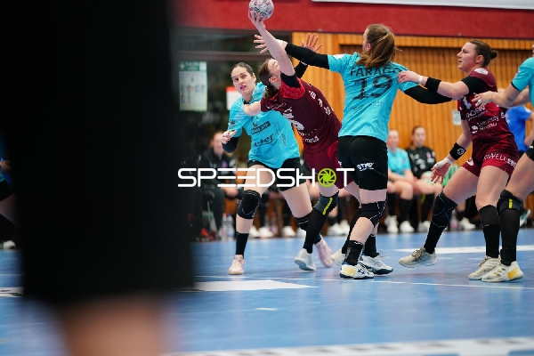 Szene mit Mareike Thomaier (2; HSG Bensheim/Auerbach)