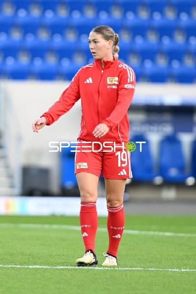 Spielerin Samantha Steuerwald (19; 1. FC Union Berlin) auf dem Feld
