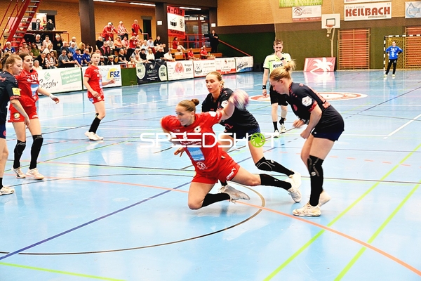 Zweikampf im Handballspiel