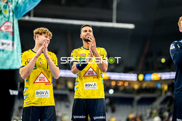 Handball I Herren I Saison 2023-2024 I Liqui Moly Handballbundesliga I 8. Spieltag I Rhein-Neckar Löwen - VfL Gummersbach I 22.10.2023 Philipp Ahouansou (19, Rhein-Neckar Löwen), David More (15, Rhein-Neckar Löwen)
Ort: Mannheim, Germany
Datum: 22.10.2023 - Philipp Ahouansou