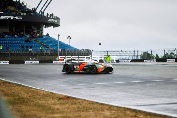 Fahrzeug Walkenhorst Motorsport (30): Christian Bollrath, Henry Walkenhorst auf nasser Strecke