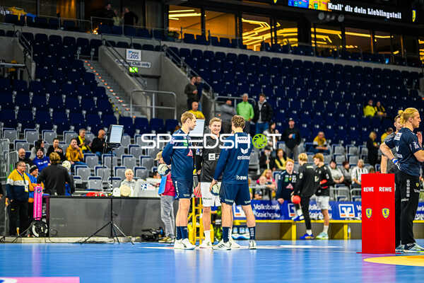 Handball I Herren I Saison 2023-2024 I Liqui Moly Handballbundesliga I 11. Spieltag I Rhein-Neckar Löwen - THW Kiel I 12.11.2023