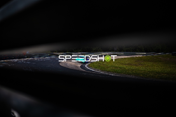 Rennfahrzeug auf der Nordschleife