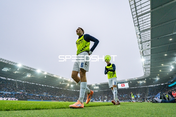 Spieler wärmen sich auf