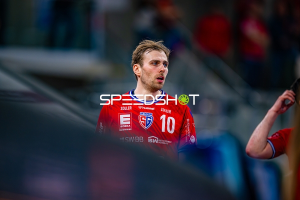 Tom Wolf (10, SG BBM Bietigheim) in Ruhe