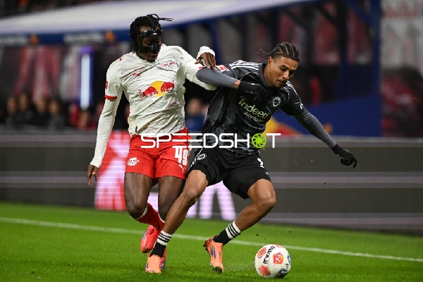 Zweikampf um den Ball