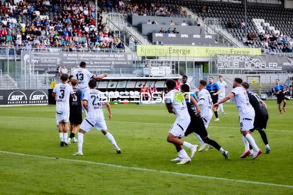 Zweikampf um den Ball