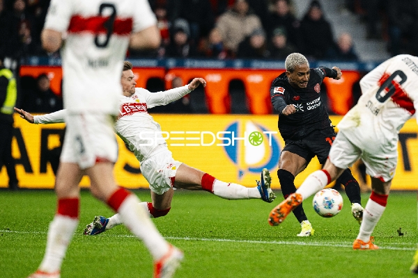 Zweikampf um den Ball